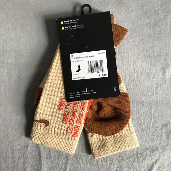 One Pair Nike Basketball Elite Crew Lebron Socks - Picture 5 of 8